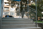 метален парапет за стълбище